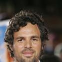 URGENT : Le frère de Mark Ruffalo est mort... en jouant à la roulette russe ! (réactualisé)