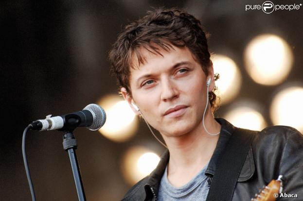 Raphaël prépare un nouvel album, avec des renforts de poids...