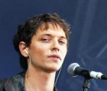 Raphaël prépare un nouvel album, avec des renforts de poids...