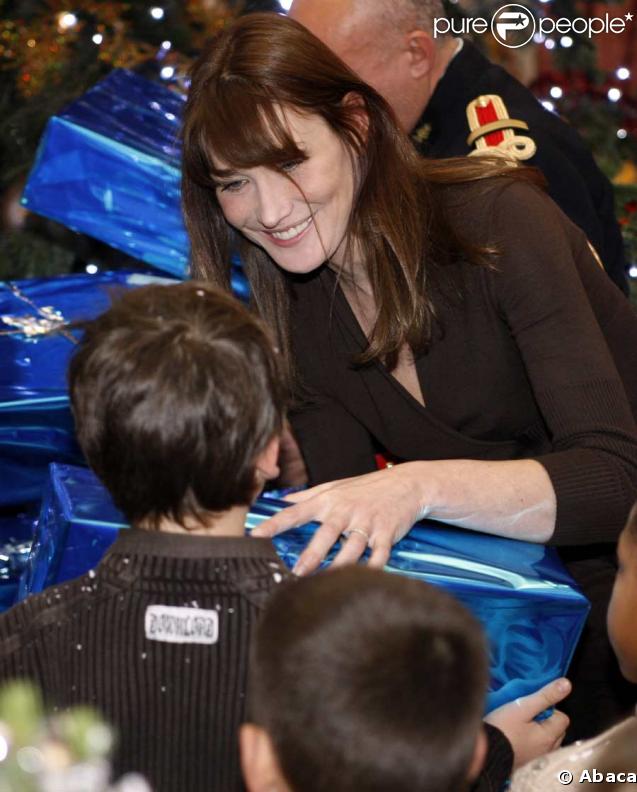 Carla Bruni a fait une copieuse donation à la Fondation de France