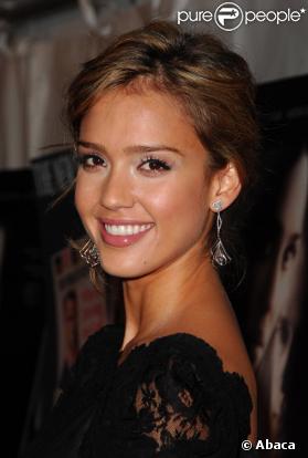 Jessica Alba se fait discrète depuis l'annonce de sa grossesse. Et non, elle ne posera pas nue.