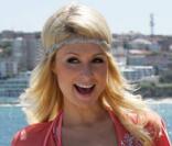 Paris Hilton et sa nouvelle meilleure amie, en Australie sur la plage !