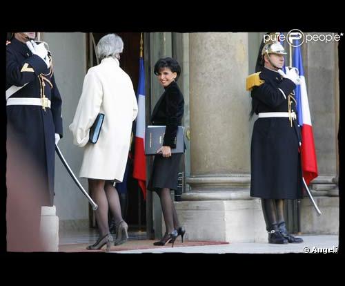 Rachida Dati, premier conseil des ministre de 2009, cinq jours après la naissance de Zohra, le 7/01/09