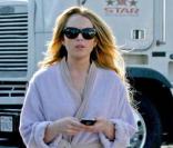 Les people enfilent leur robe de chambre : Lindsay Lohan 
