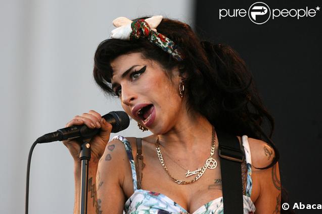 Amy Winehouse revient en force dans le Top ! 