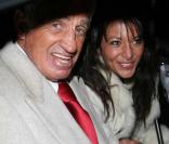 Jean-Paul Belmondo et Barbara Gandolfi à la première d' Un homme et son chien  au Gaumont Marignan