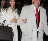 Jean-Paul Belmondo et Barbara Gandolfi à la première d' Un homme et son chien  au Gaumont Marignan ! 
