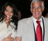 Jean-Paul Belmondo et Barbara Gandolfi à la première d' Un homme et son chien  au Gaumont Marignan