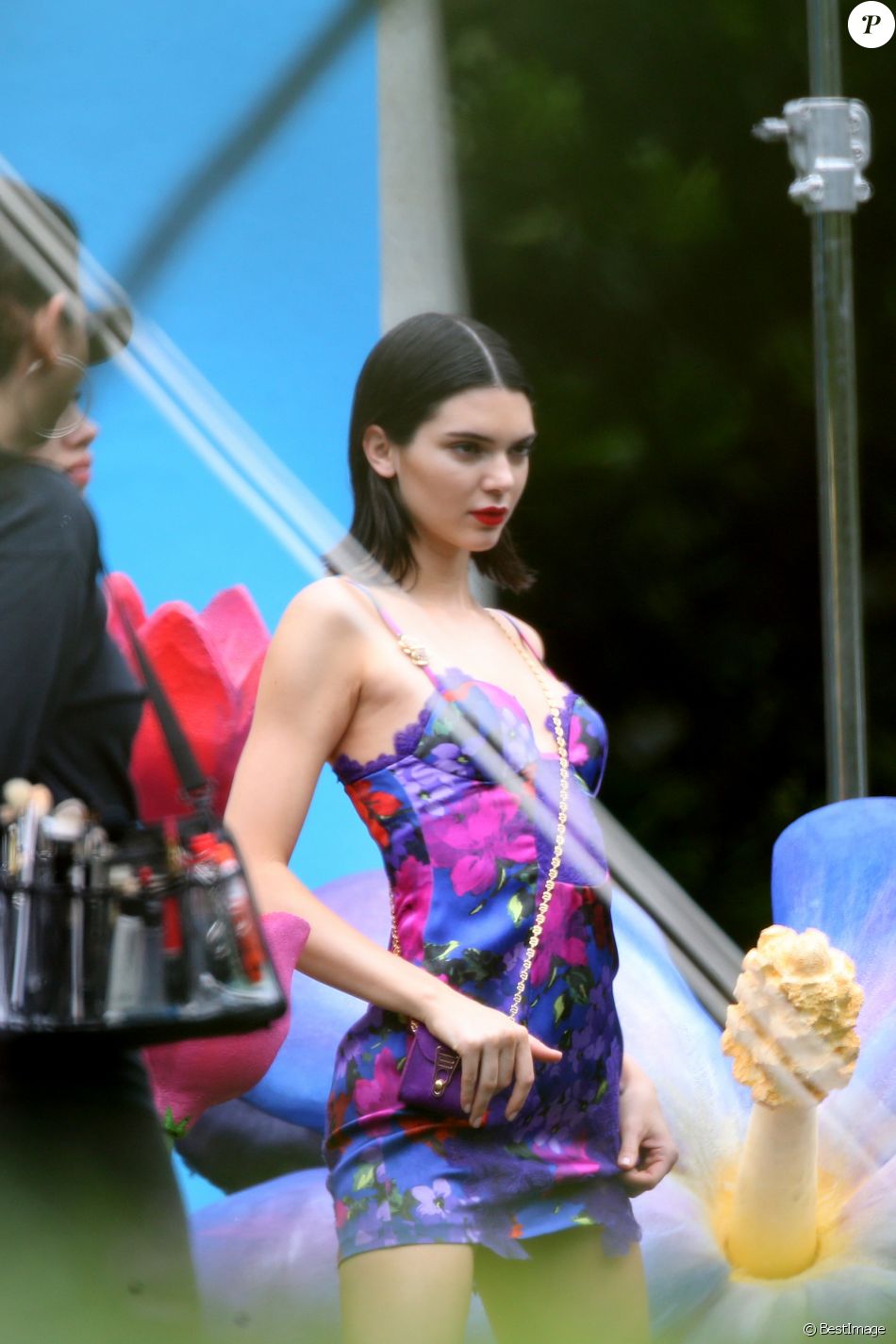 Kendall Jenner Pose En Lingerie Lors D Une S Ance Photo Miami Le Mars Purepeople