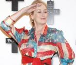 Meryl Streep, prête à accueillir son nouveau président, même en promo pour son dernier film<br />