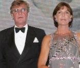 Caroline de Monaco et son mari Ernst August de Hanovre entourés par Albert et Stéphanie, en juillet 2007 au Gala de la Croix Rouge. 