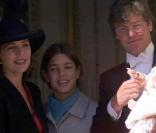 Caroline de Monaco, Charlotte, Alexandra et son mari Ernst August de Hanovre lors de la fête nationale le 19 novembre 1999 