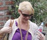 Les vêtements de Katherine Heigl sont sympathiques.. mais pas ensemble ! Carton rouge !