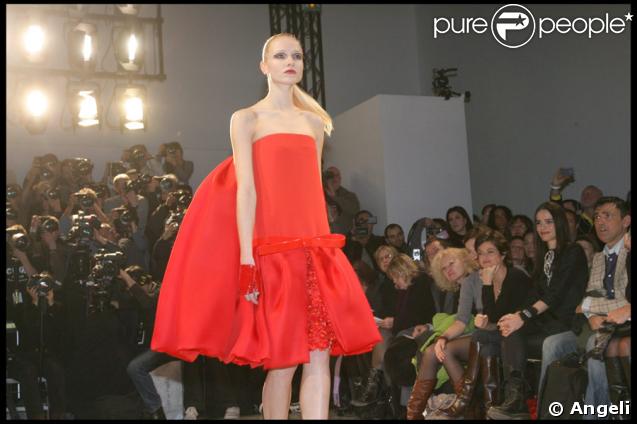 Défilé Haute Couture printemps/été 2009 de Stéphane Rolland au Palais de Tokyo, le 26/01/09