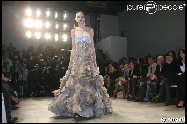 Défilé Haute Couture printemps/été 2009 de Stéphane Rolland au Palais de Tokyo, le 26/01/09
