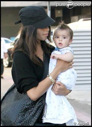 Camilla Alves et son petit Levi, trop mignon à Los Angeles