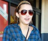 Miley Cyrus, avec un look bling-bling