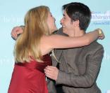 Busy Philipps et Justin Long, très proches... mais que va dire Drew Barrymore, l'ex de Justin 