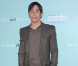 Justin Long semble avoir 15 ans, pourtant il a plus de 30 ans.  