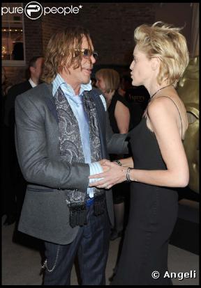 Sharon Stone et Mickey Rourke, main dans la main... Un nouveau couple en vue ?