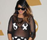 M.I.A. fait son show lors des 51e Grammy Awards, le 8 février 2009 : côté look, c'est osé. 