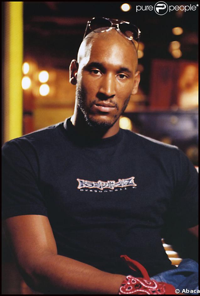 Nicolas Anelka se la joue beau-mâle