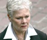 Judi Dench sur le tournage du nouveau James Bond