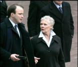 Judi Dench sur le tournage du nouveau James Bond
