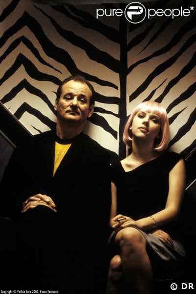 Un acteur sur le déclin et une jeune femme errent ensemble dans les rues de l'impressionnante Tokyo. Dans Lost in translation, la relation est purement platonique et poétiquement bouleversante.