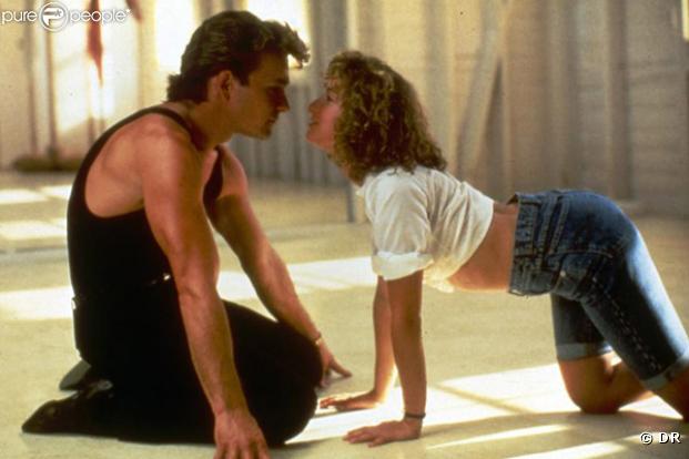 Dans Dirty Dancing, on ne laisse pas BeBe dans un coin. Patrick Swayze lui apprend des pas de danses sensuelles au rythme d'une bande-son devenue culte.