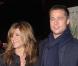 En 2004, on les voit absolument magnifiques ! Malheureusement, on connaît le dénouement de leur histoire d"amour en 2005... Jennifer Aniston mettra du temps à se relever de cette rupture douloureuse. 