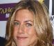 Octobre 2005 : Jennifer Aniston joue sur les nuances de blond avec une belle maîtrise.  