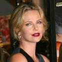 L'histoire de la mort du père de Charlize Theron refait surface