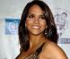 Halle Berry dans un style très... tigresse, qui lui va à ravir... 