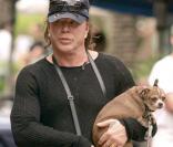 Mickey Rourke et son chien Loki