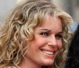 Rebecca Romijn  
