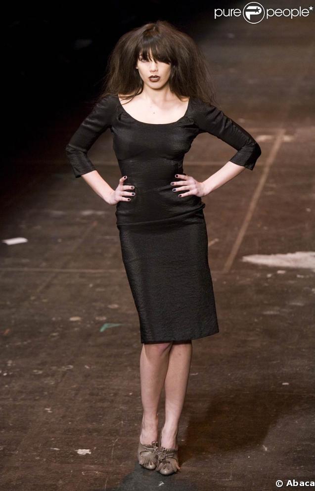 Daisy Lowe au défilé Vivienne Westwood, à la Fashion Week de Londres ! 21/02/09