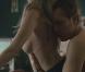 Michelle Williams dans "Incendiary". Cinquième étape : je grimpe un peu sur lui... 