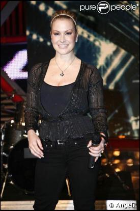 Anastacia sur le plateau de  X-Factor . 09/03/09 
