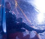 Johnny Hallyday, dans une scène de Vengeance, de Johnnie To, que nous pourrons découvrir dès le mois de mai dans nos salles !