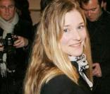 Natacha Régnier au défilé Elie Saab