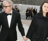 Woody Allen et sa femme au 125e anniversaire du Metropolitan Opera à New York le 15 mars