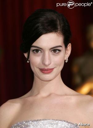 Anne Hathaway, bientôt à l'affiche du biopic de Judy Garland !