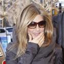 Jennifer Aniston : pour sa première sortie en célibataire, elle est juste... rayonnante !