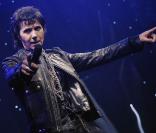 Jean-Luc Lahaye a fait bosser le public : à eux de chanter ! 