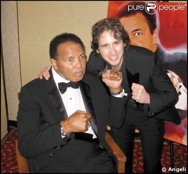 Mohamed Ali et Josh Groban à la soirée de charité contre la maladie de Parkinson