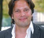 Arnaud Poivre d'Arvor est loin d'être au chômage !