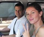 Gisèle Bündchen et Tom Brady dans la ville natale du mannequin en mars 2009   