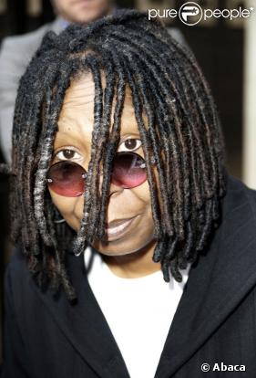 Whoopi Goldberg se rend dans les studios de l'émission de ITV, Good Morning Television à Londres le 6 avril 2009