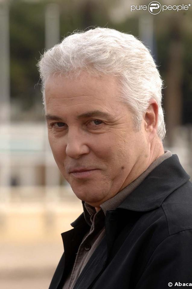 William L. Petersen 